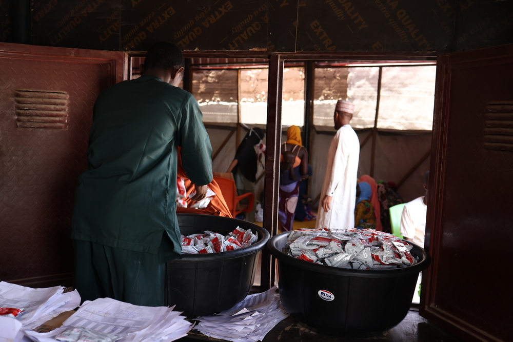 Distribution de Plumpy'nut. Katsina, Nigéria, Juin 2026 ©Abba Adamu Musa/MSF
